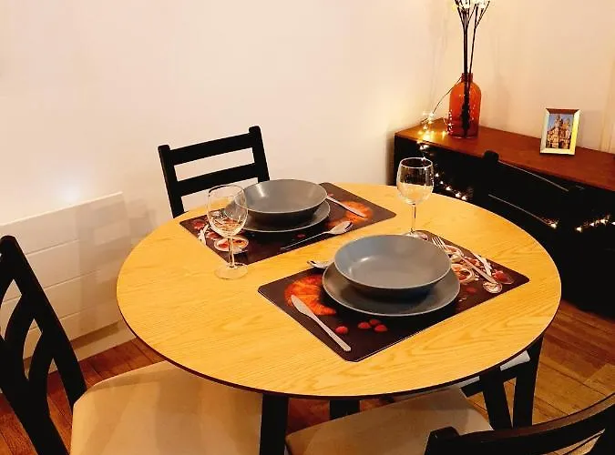 Le Vernonnais Chic, Gare Wifi Parking Giverny Апартаменты